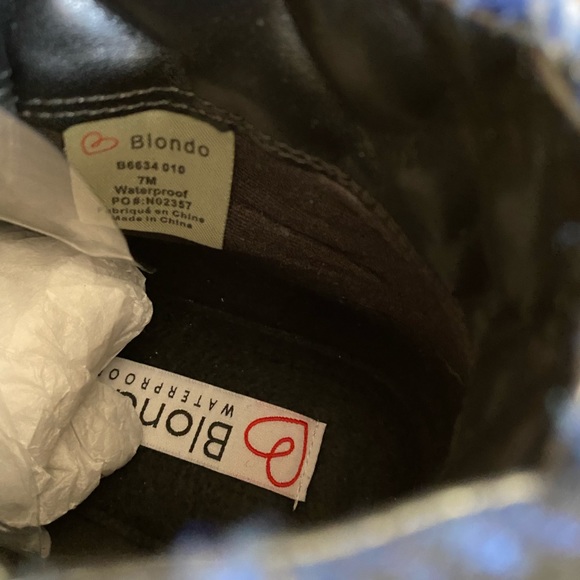 Blondo Raina Waterproof Ankle Boot - Picture 4 of 10